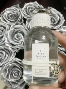 No.19 Inspirado en Baccarat Rouge 540 de MFK Maison Francis Kurkdjian photo review