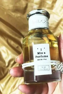 No.48 Inspirado en Oud Wood de Tom Ford photo review